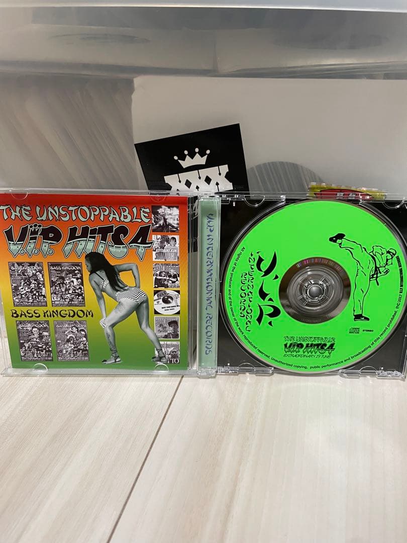 V.I.P. HITS 1~4 セット