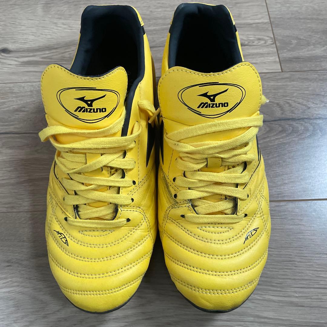 Mizuno サッカースパイク　イエロー　24.５㎝