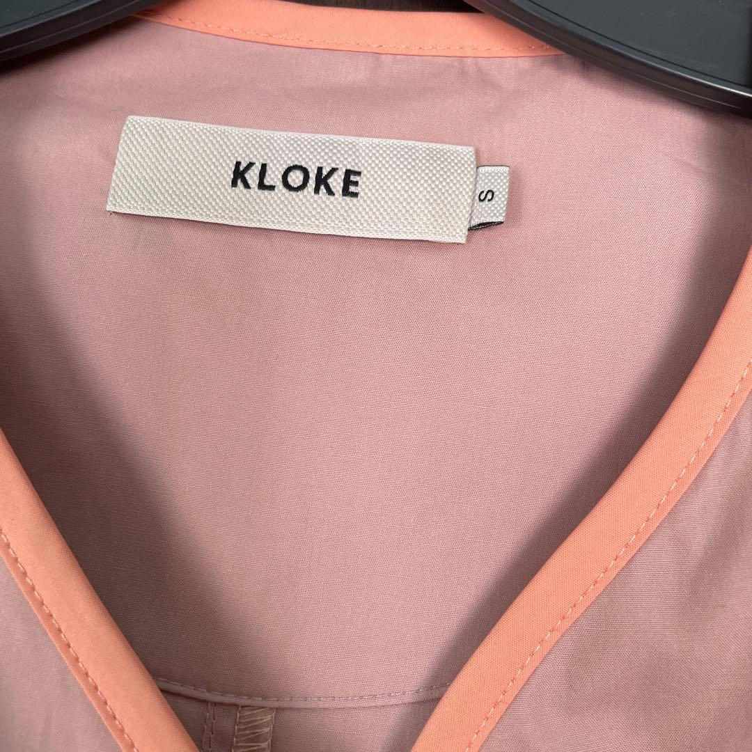 KLOKE/ノーカラーブラウス