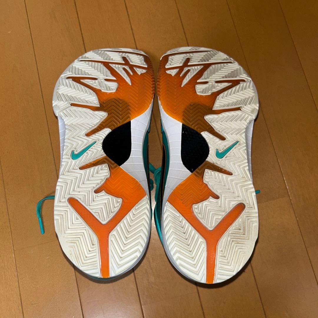 コービー4 プロトロ undefeatedコラボ