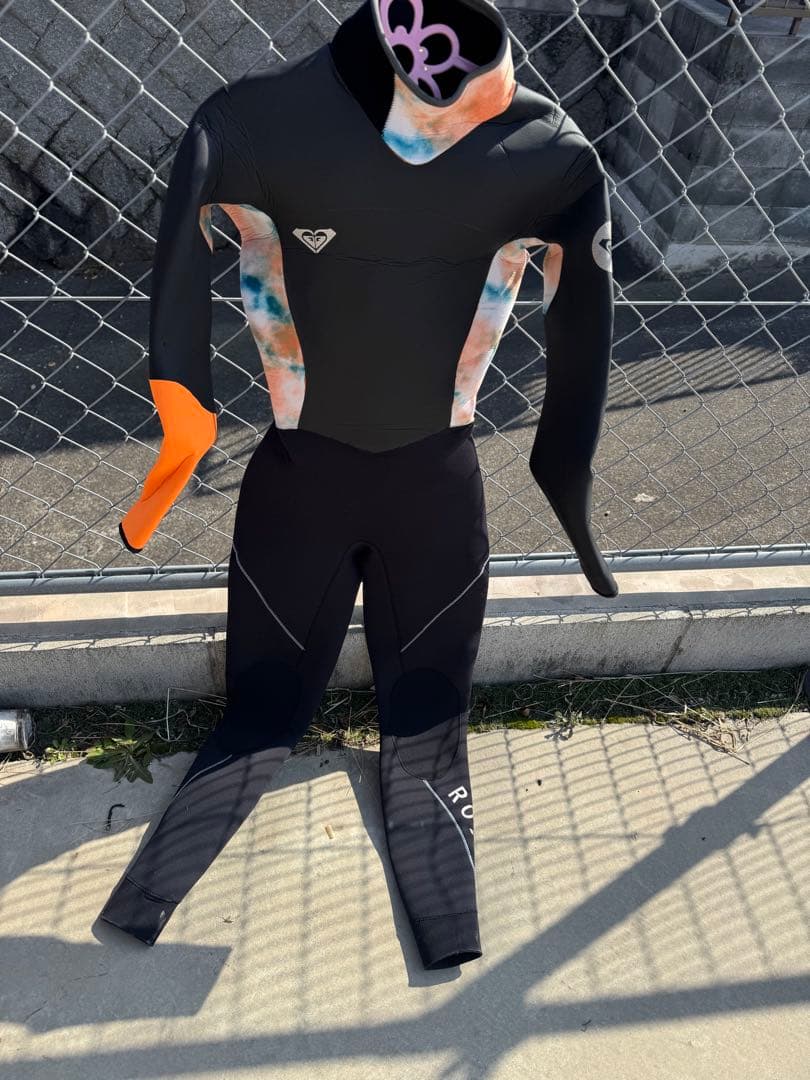 ROXYウェットスーツ