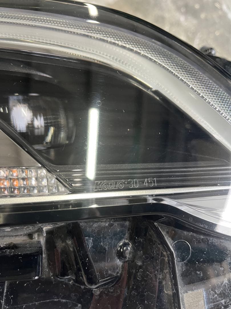 クラウン　２２０系　RS 三眼　美品　左右