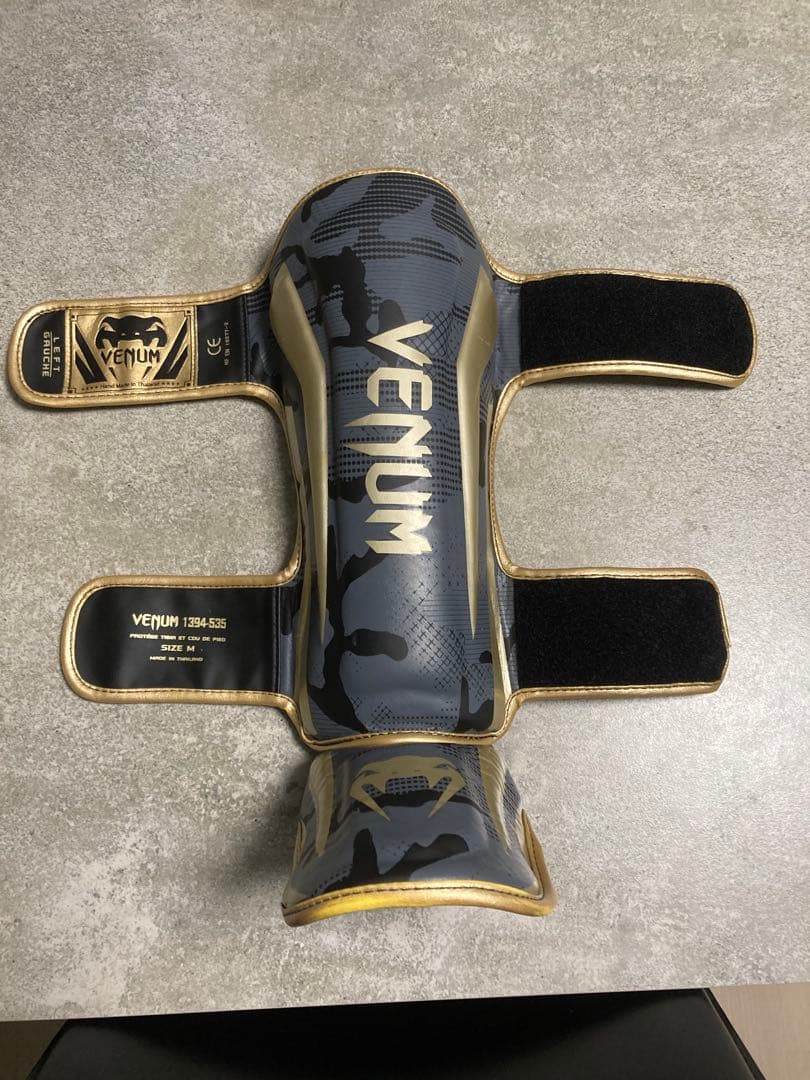 VENUM ヴェノム キックボクシングレガース サイズM レッグガードシンガード