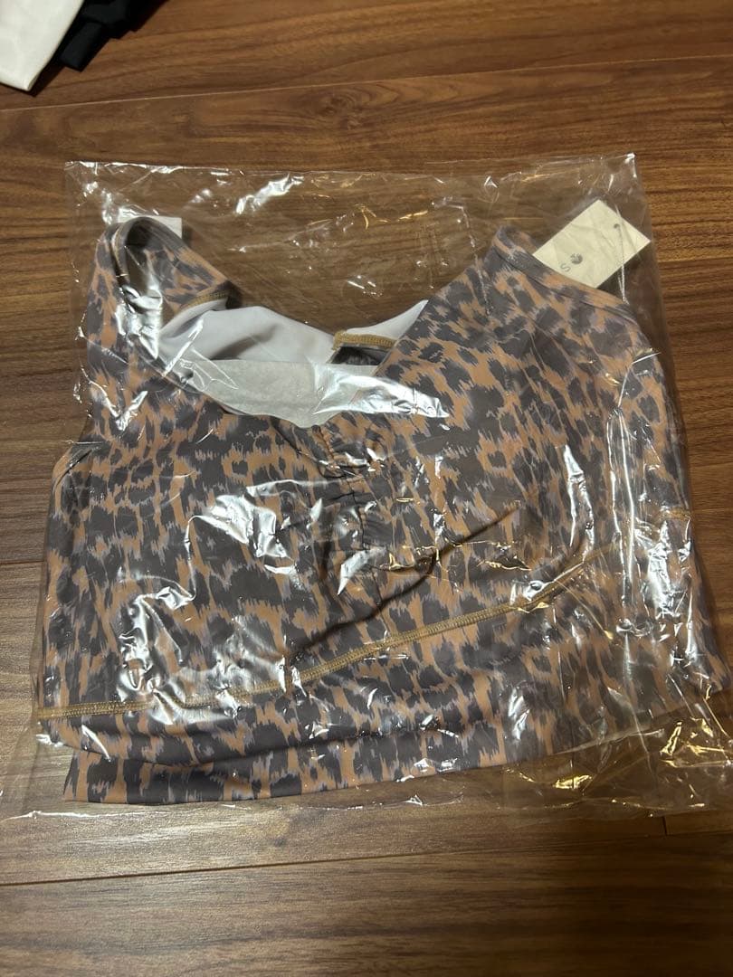 【新品】LAVA SUKALA レオパード柄 ヨガウェア