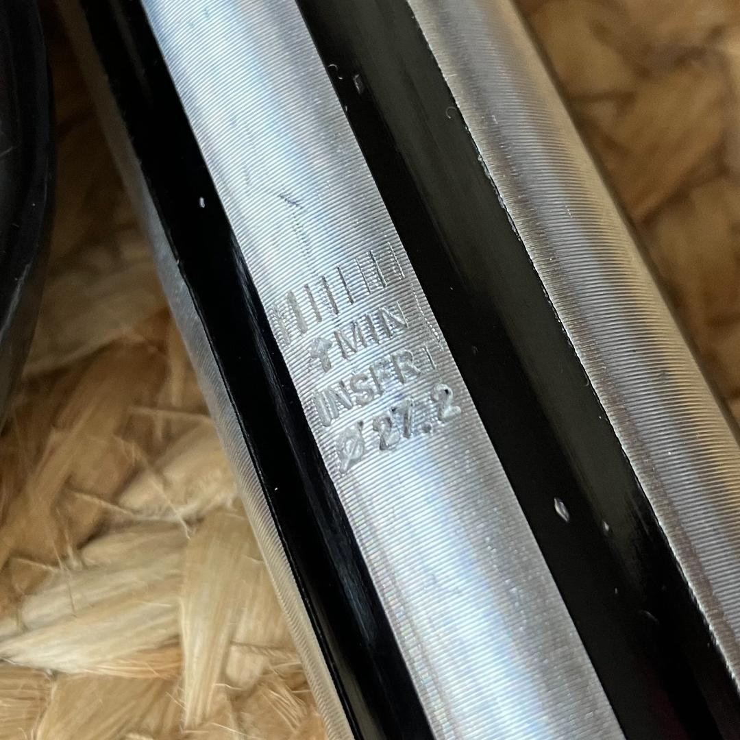 SE BIKES サドルとシートポストとペダル