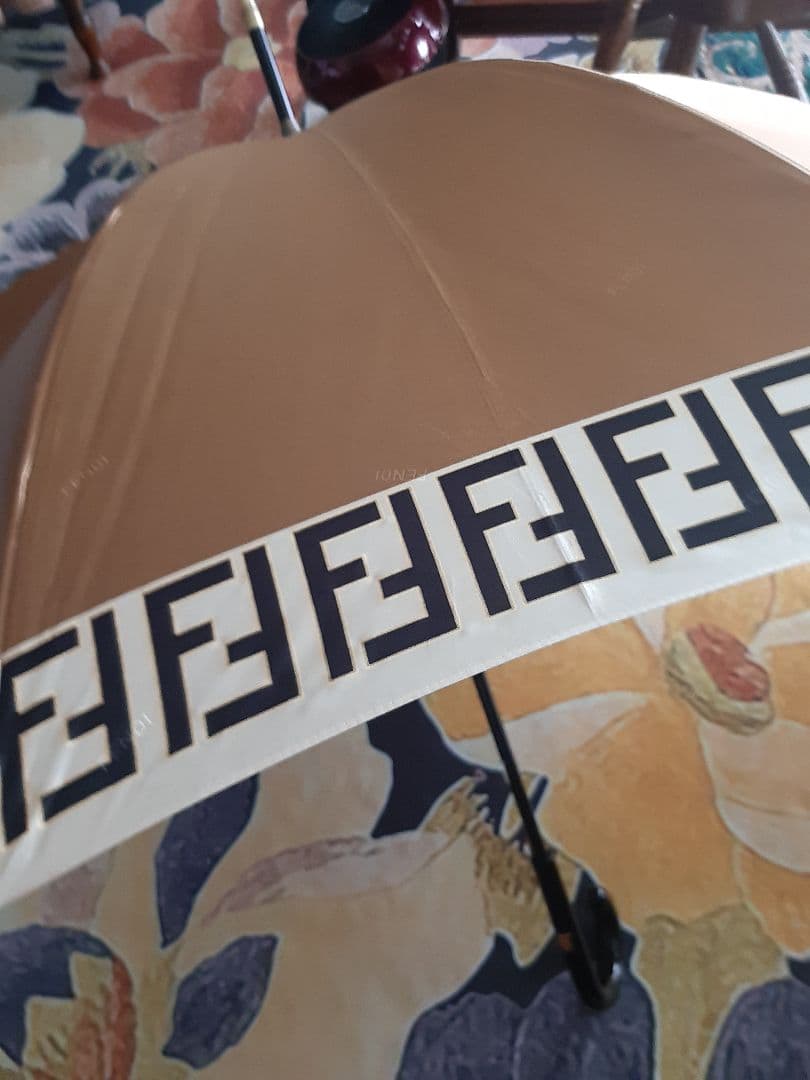 FENDI ブラウン 長傘