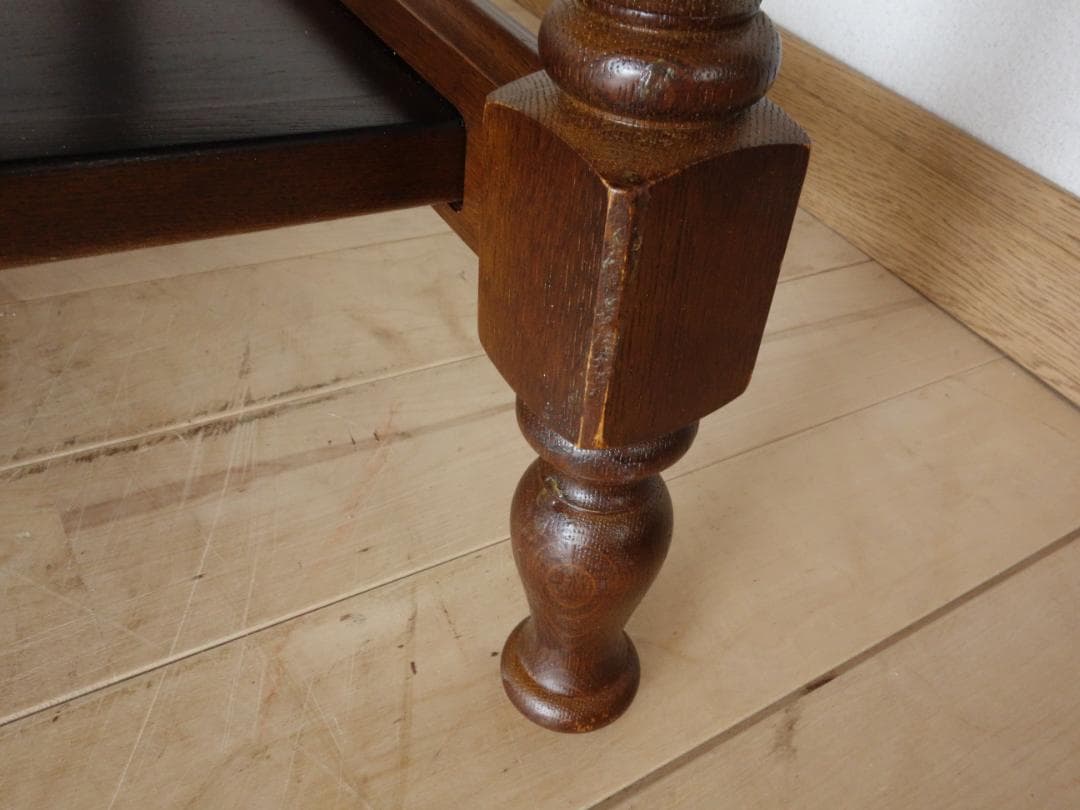 飛騨産業　キツツキ　センターテーブル　ＵＳＥＤ　再塗装済