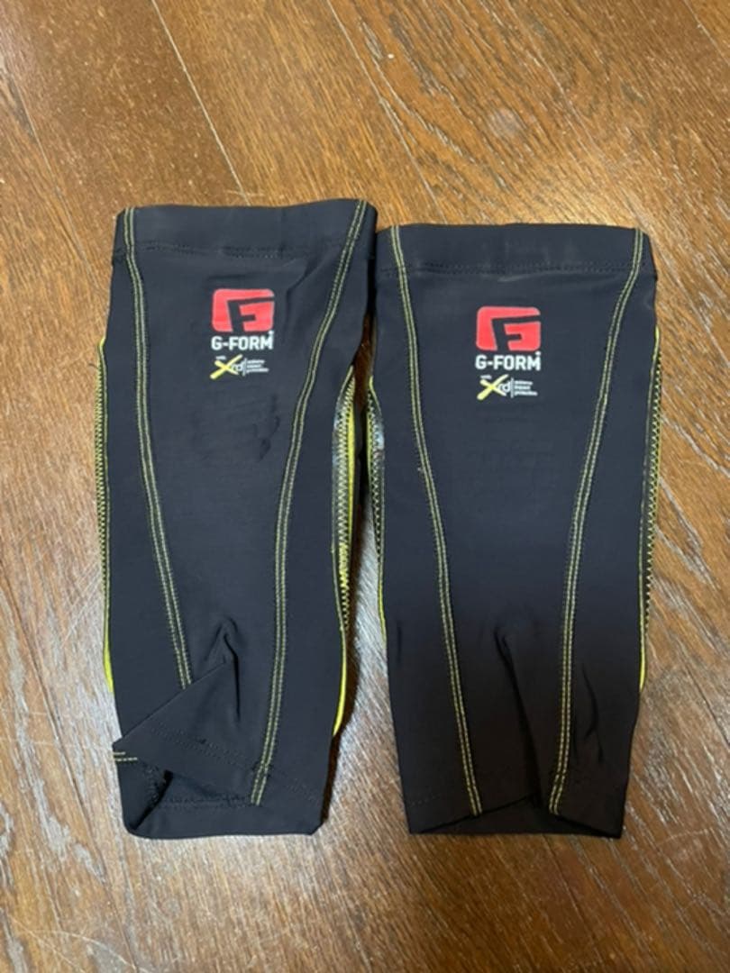 G-FORM スネ当て