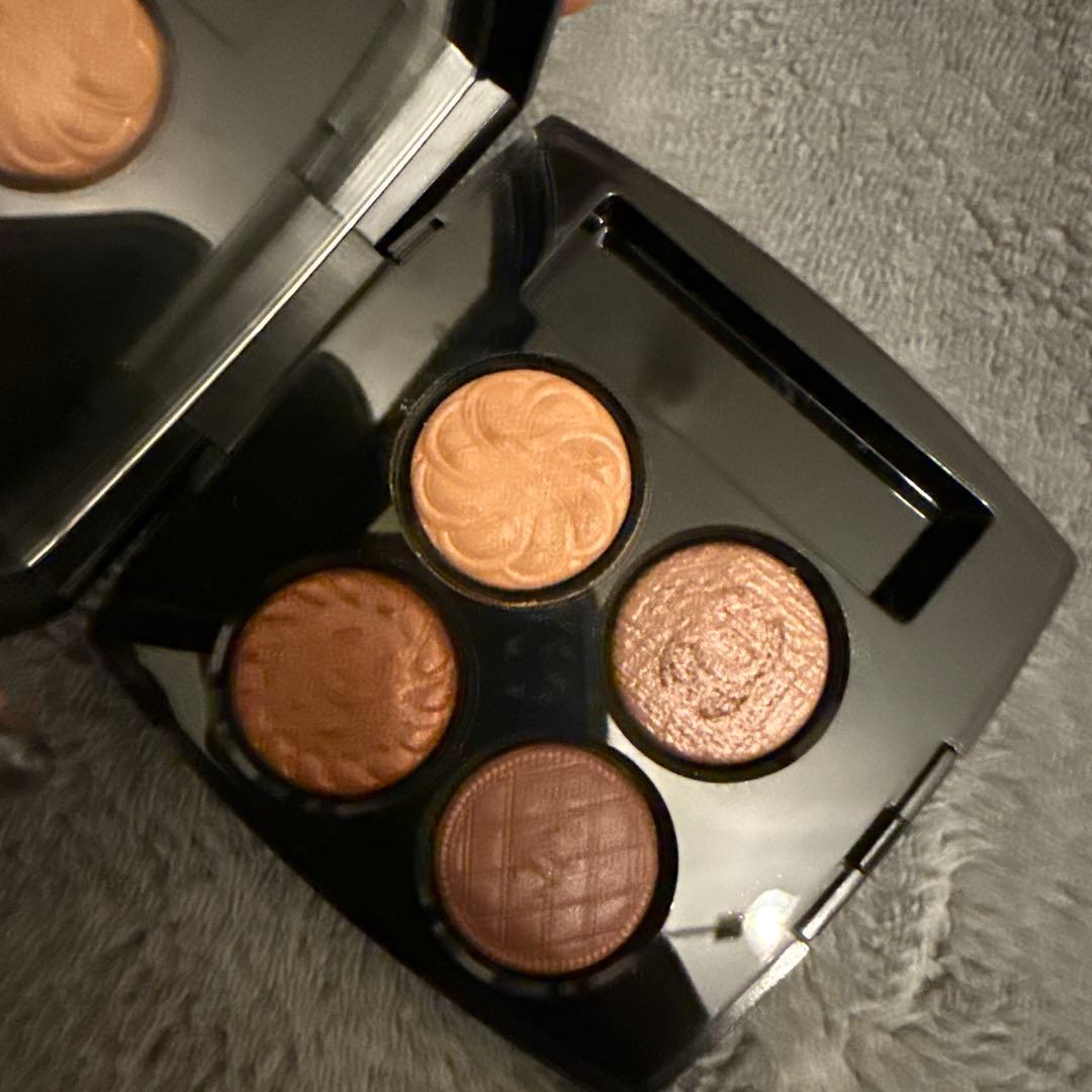 【けいたん】CHANELレキャトルオンブルブトン　219 ブトンクチュール