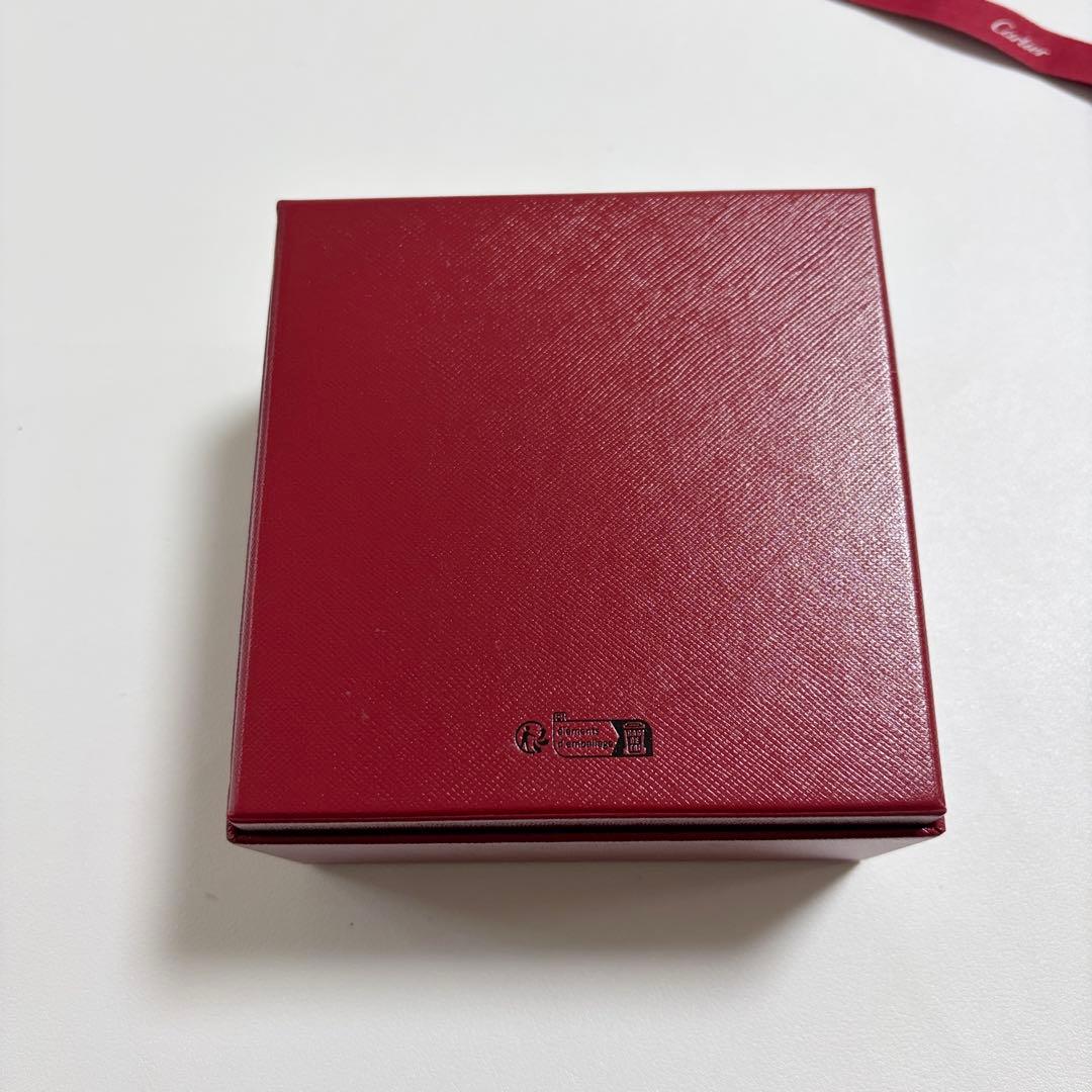 美品　カルティエ　ラブブレス　ブレスレットケース　空箱　現行品　リボン付き