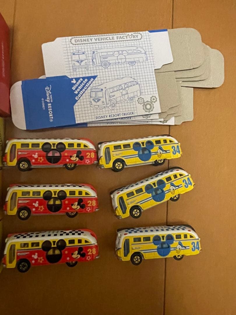 ディズニー　トミカ　新品未開封　13点