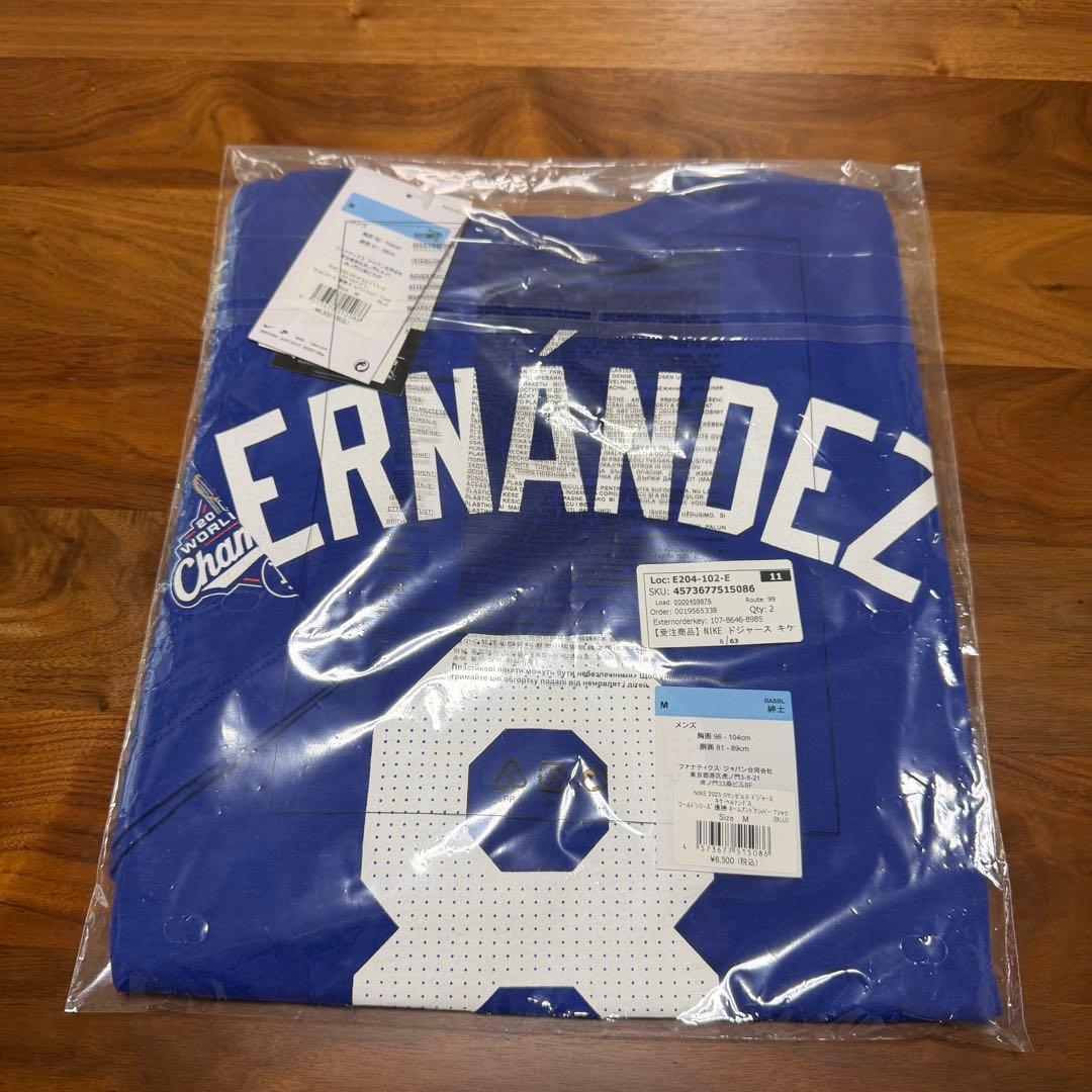 け*え様 【新品】キケへルナンデスERNÁNDEZ ドジャースTシャツMサイズ