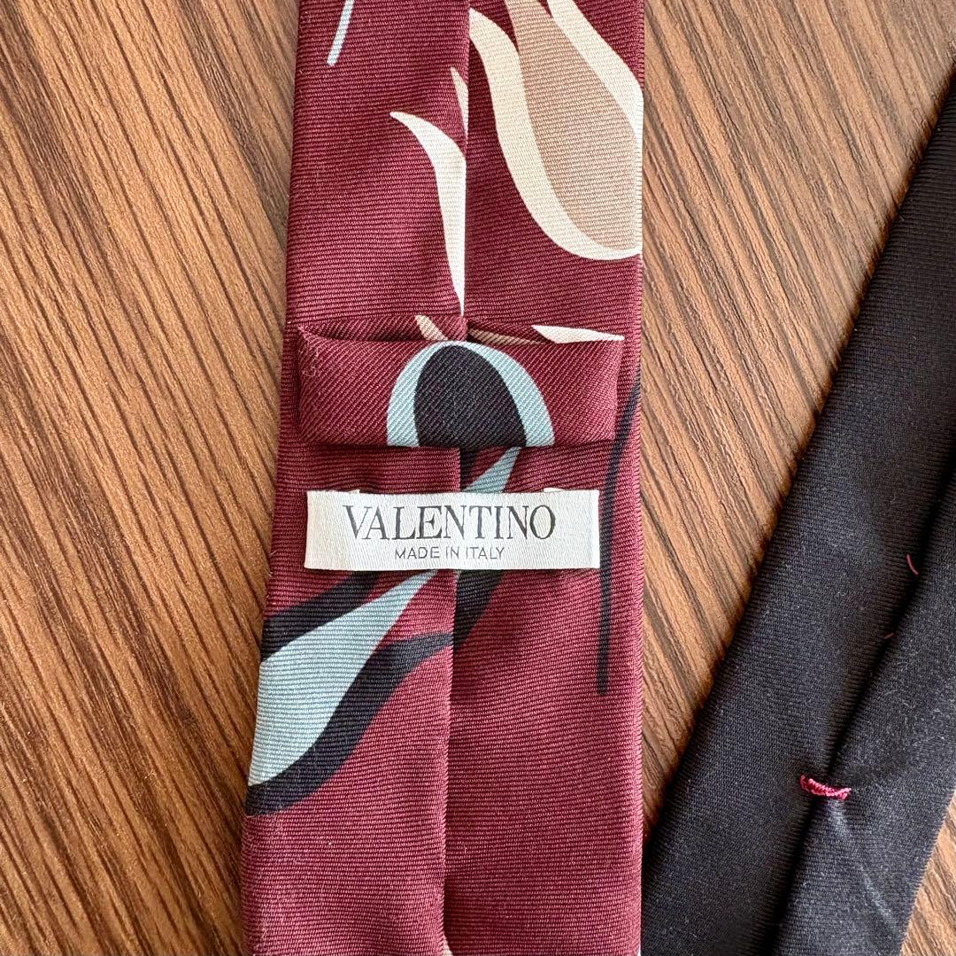 VALENTINO 15ss 花柄　ネクタイ