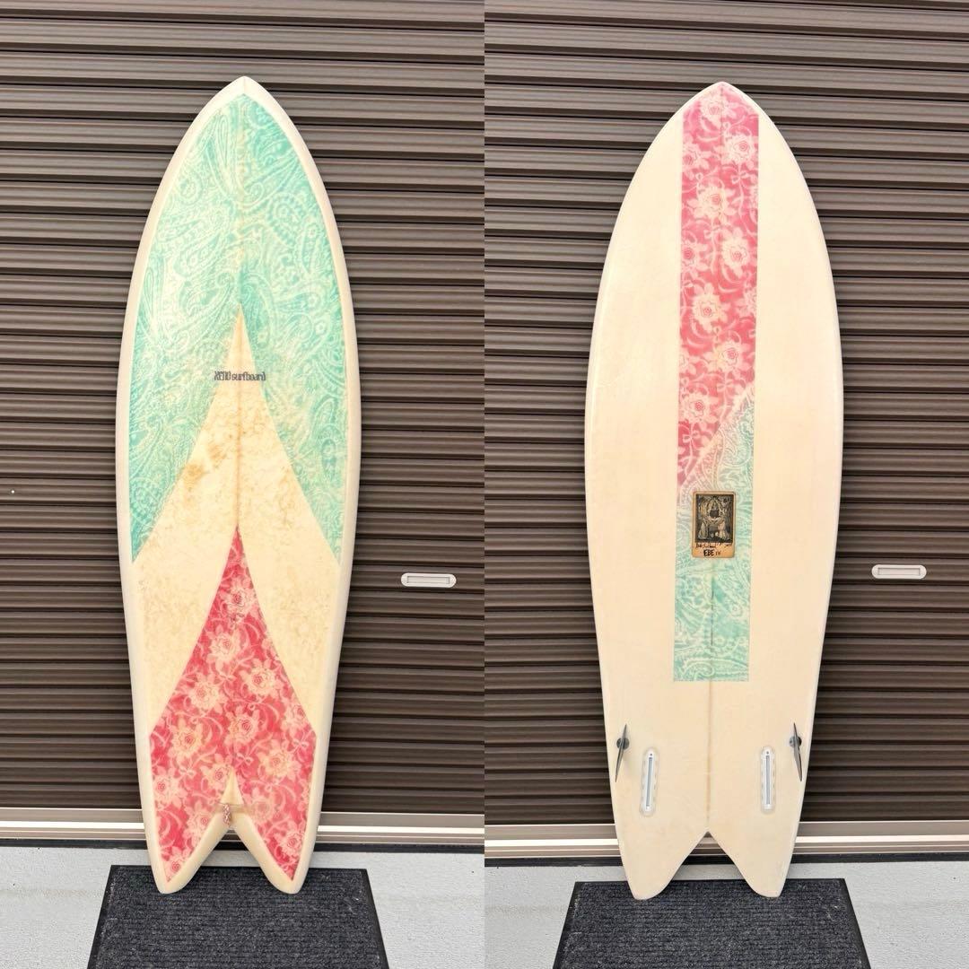配送込　暗闇で光るxenosurfboard ツインザーフィッシュ