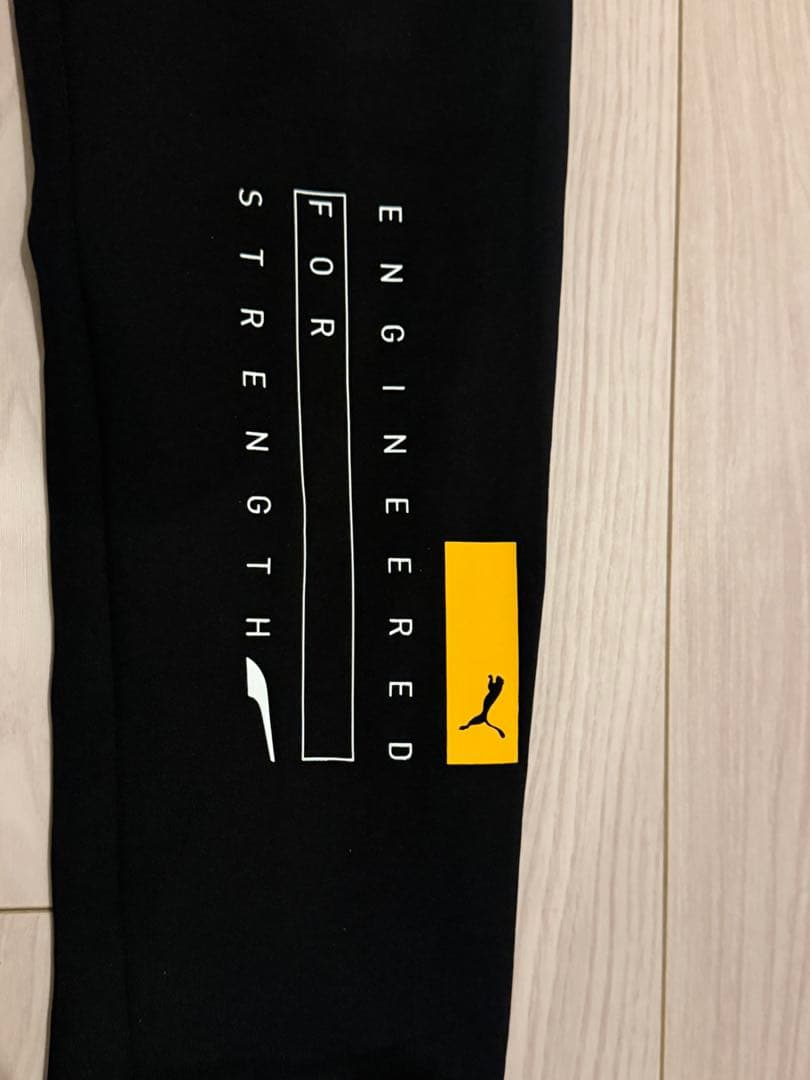PUMAプーマ STRENGTHTRAIN ニットジャケットパンツ　ジャージ上下