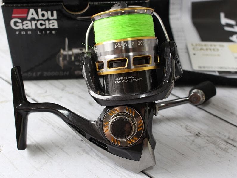 アブガルシア revo LT 2000SH スピニングリール