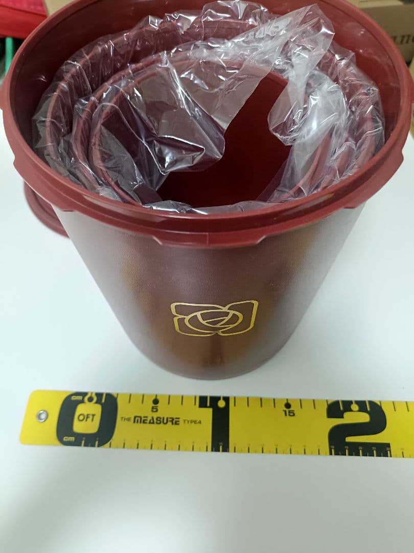 【新品未使用】タッパーウェア　マキシデコレーター4個セット
