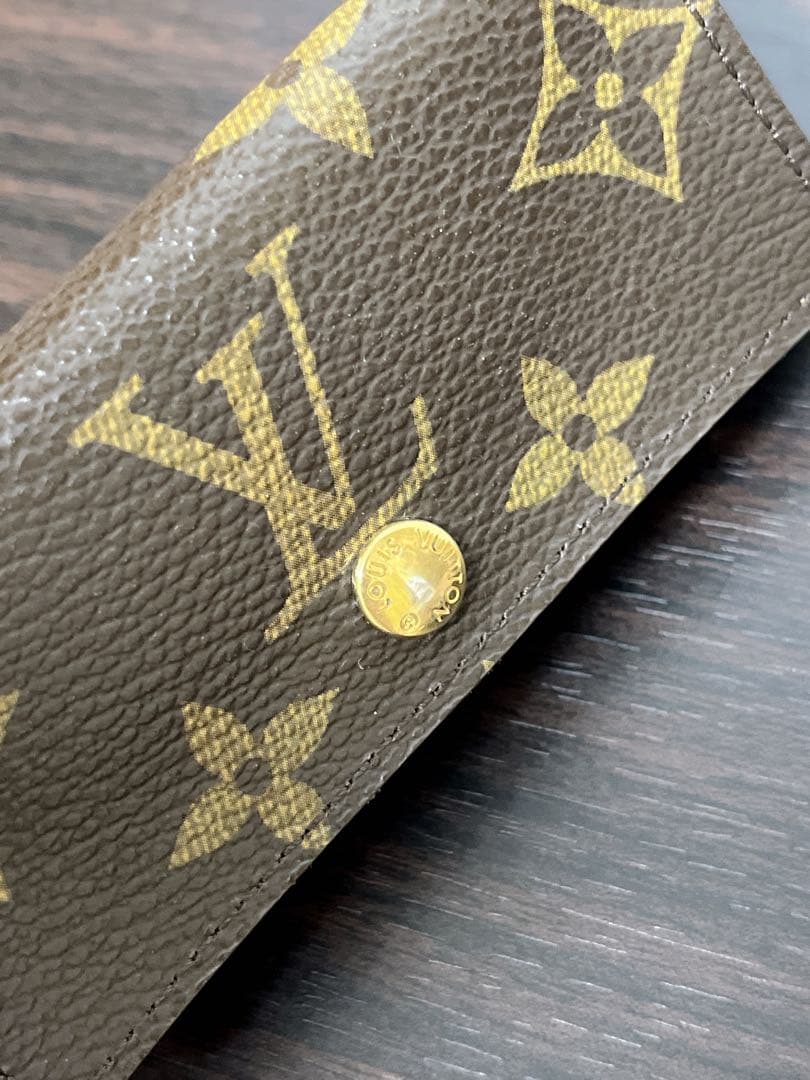 LOUIS VUITTON（ルイ・ヴィトン） モノグラム 4連キーケース