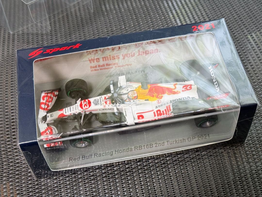 稀少！レッドブルホンダ　フェルスタッペン　トルコGPスペシャルカラー　ありがとう