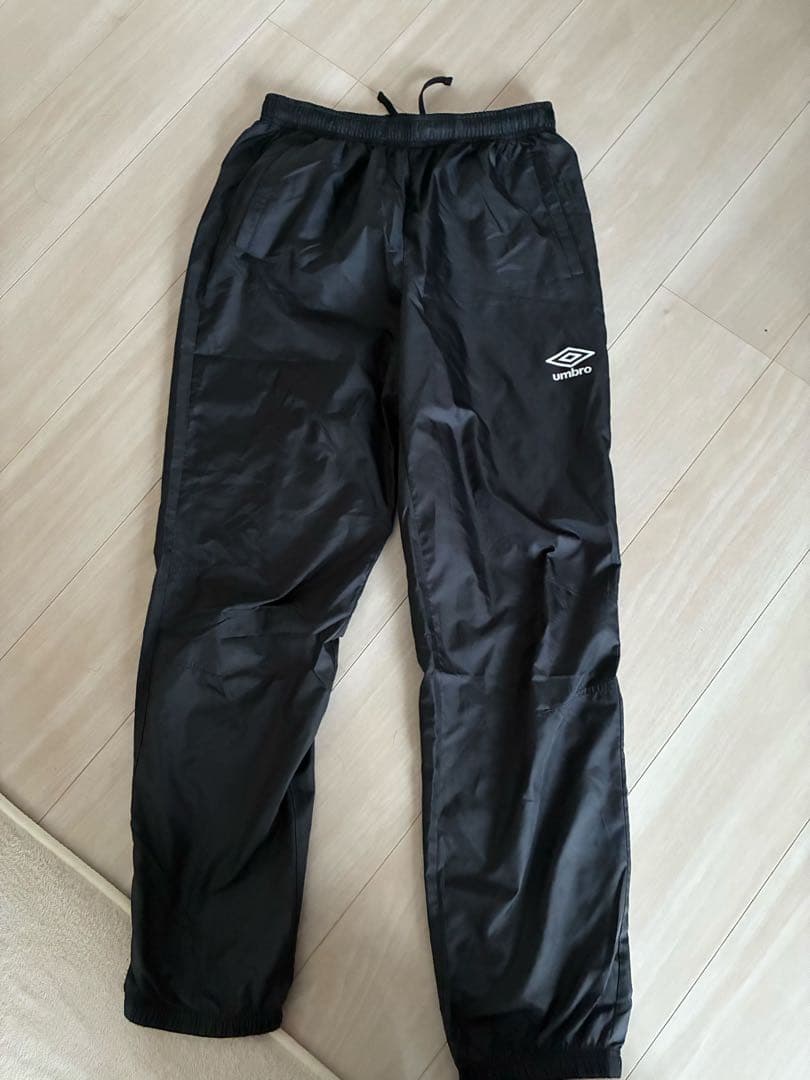 umbro トレーニングウェア 上下セット Ｏサイズ ブラック