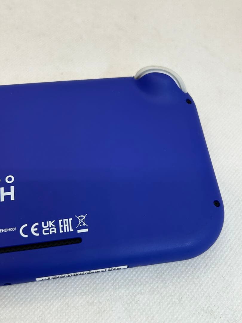 カセット付き　Nintendo Switch Lite　 HDH-001