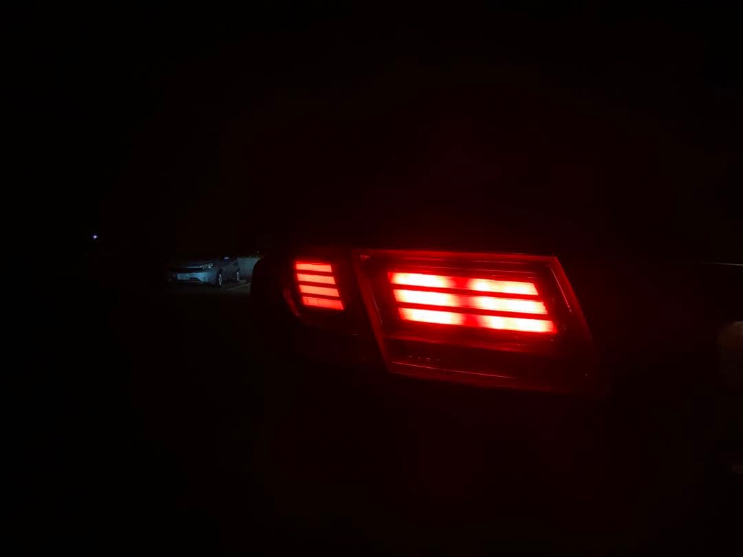 rb3オデッセイ　テールランプ社外