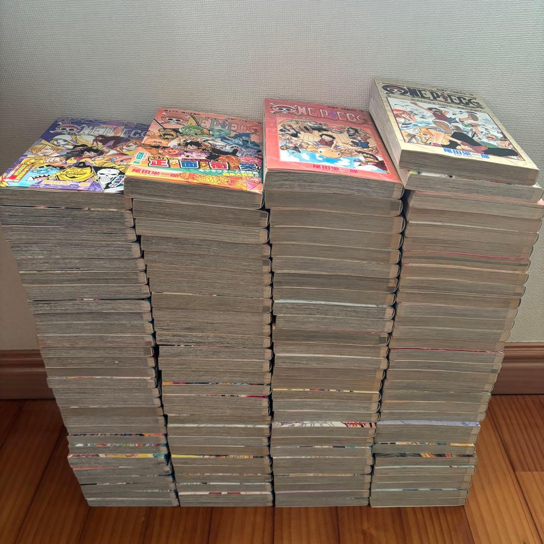 ONE PIECE 1〜112巻セット＋映画特典・小説6冊 ワンピースまとめ売り