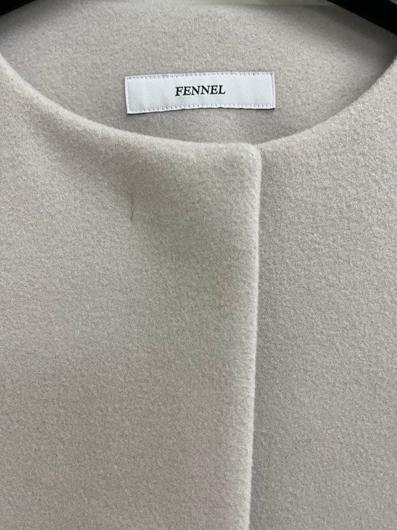 FENNEL ボアカフスノーカラーコート　サイズ9号　定価33000円