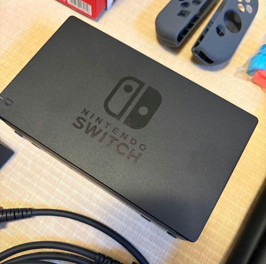 メ*が様 Nintendo Switch 本体 赤/青 付属品付き
