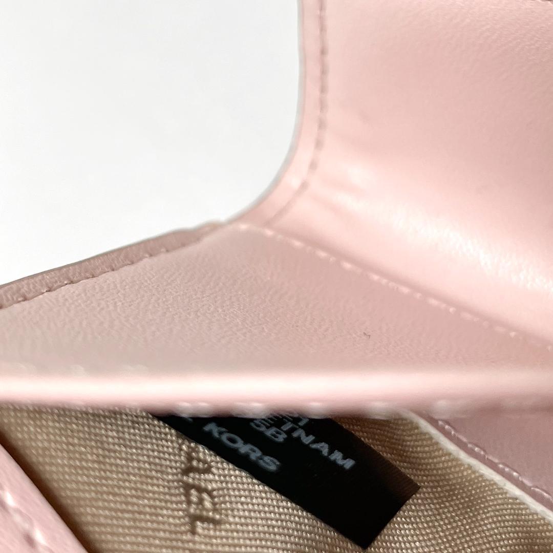 美品✨MICHAEL KORS　キーケース　６連 キーフック ピンク MKシグネ
