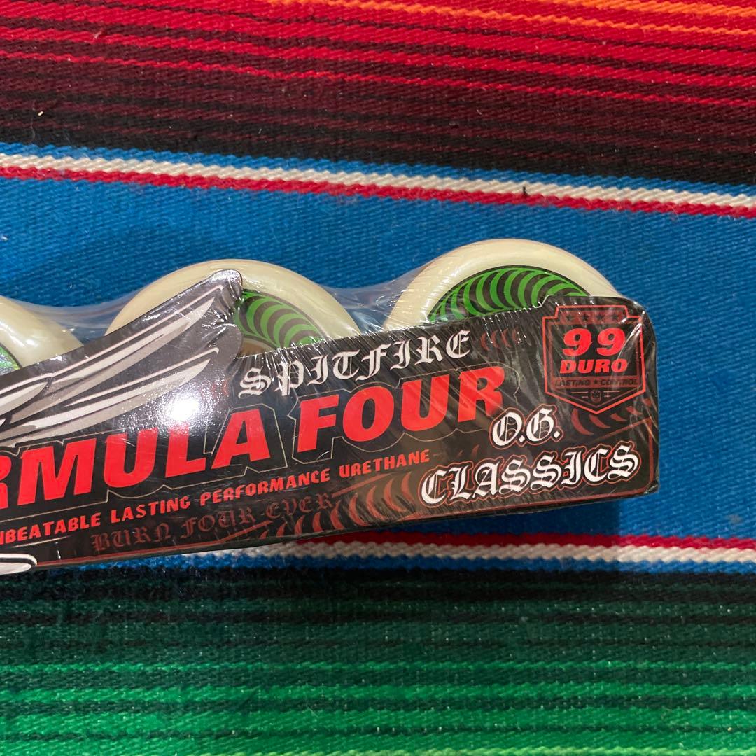 スケートボード SPITFIRE FORMULA FOUR 99 DURO 52mm