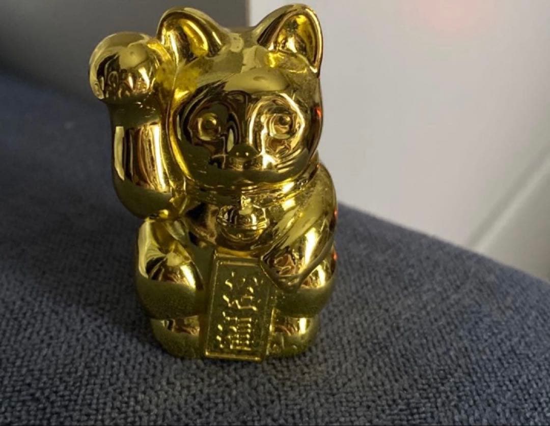 金運招き猫ゴールド（記憶情報封印） オーロラ 縁起物 宝くじ 運気上昇