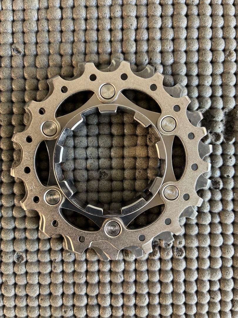 DURA-ACE CS-7800 10速スプロケット