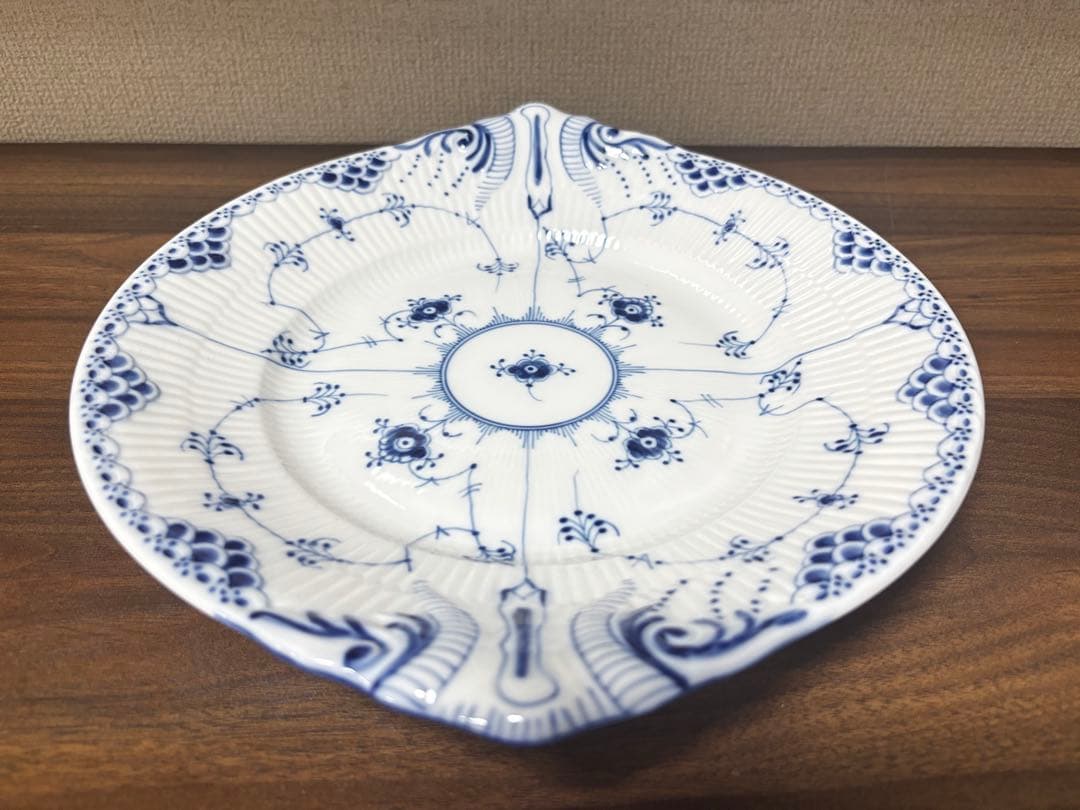 ロイヤルコペンハーゲン ブルーフルーテッド 大皿 ハーフレース　31cm