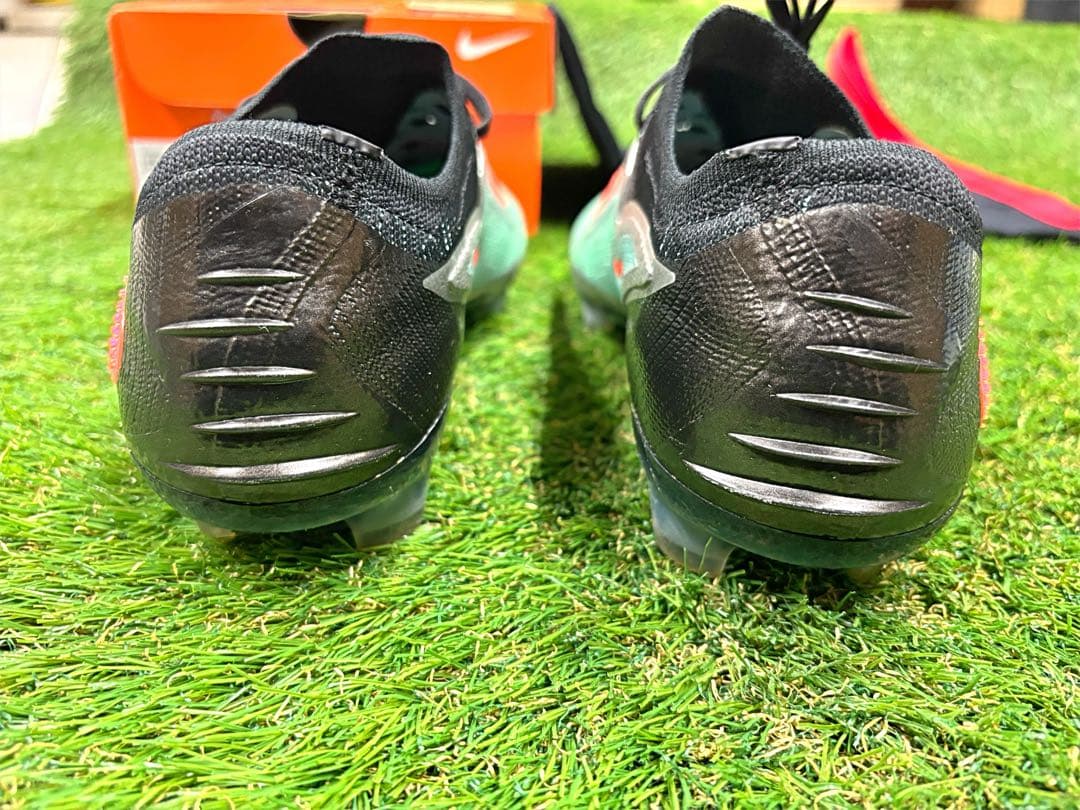 【絶版サイズ】Nike ファントム6 Fgソール 26.0