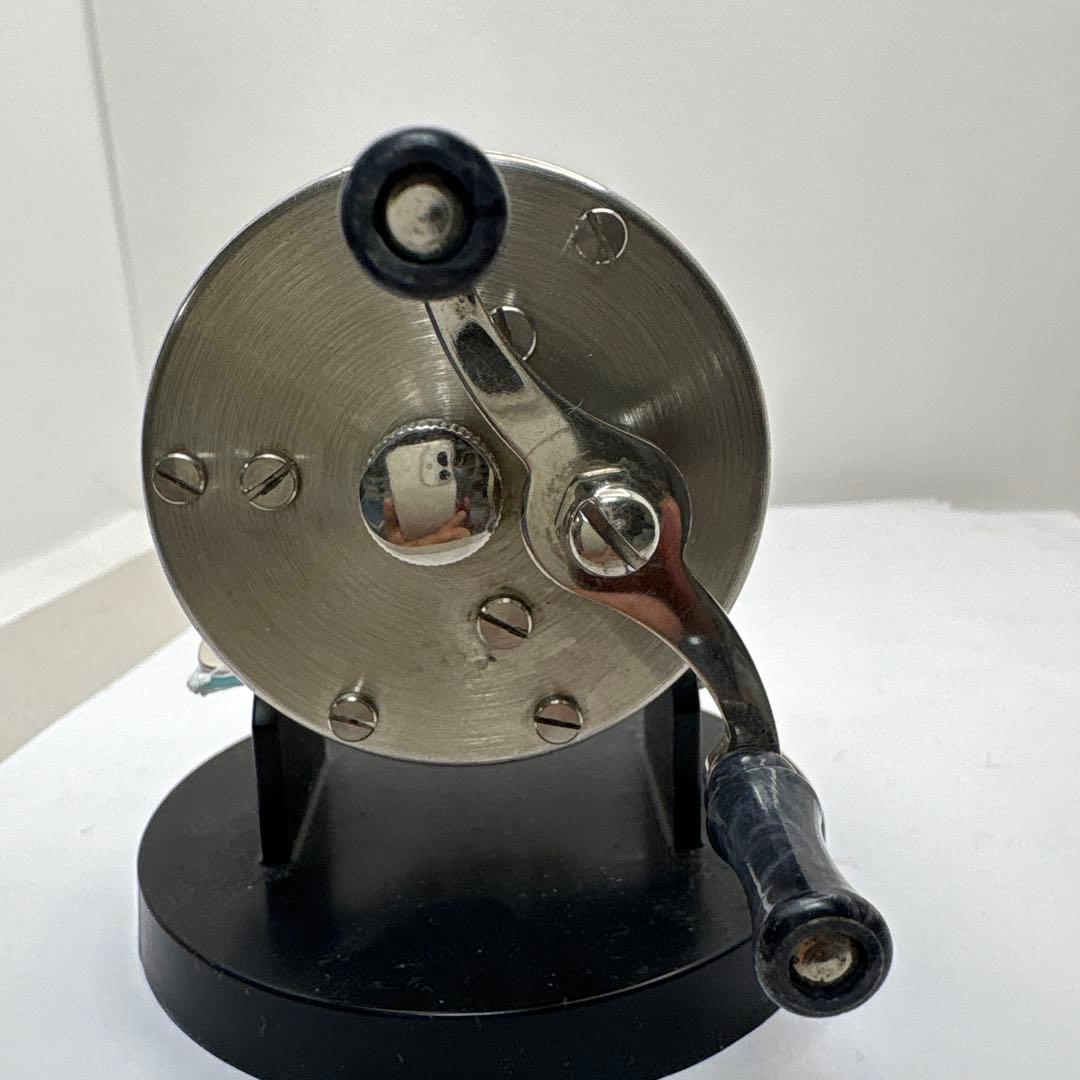 ABU 1550ベイトリール 収納袋付き