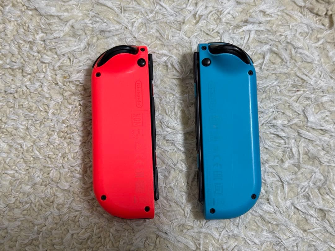 Nintendo Switch ネオンブルー/レッド +おまけコントローラー2個