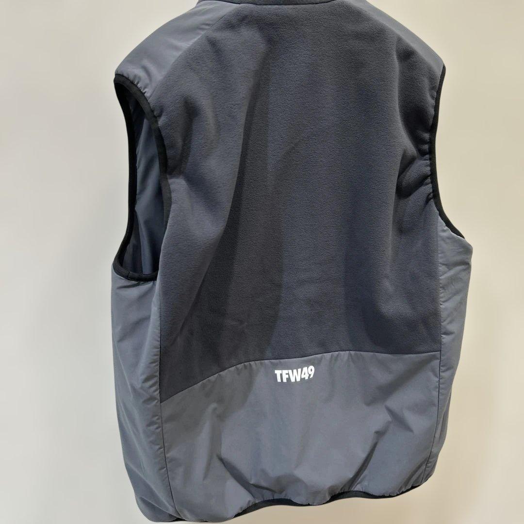 新品❤️TFW49❤️グレーリバーシブル ベスト メンズ