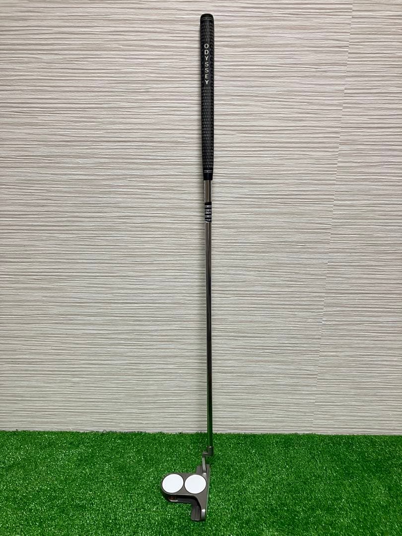 ODYSSEY　WHITE　HOT　2-BALL　BLADE　右打ち　比較的綺麗