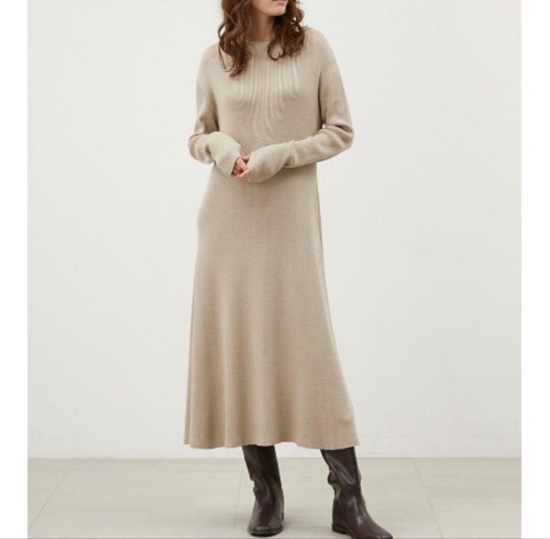 【新品未使用タグ付】Mila Owenオフショルダー ロングリブニットワンピース