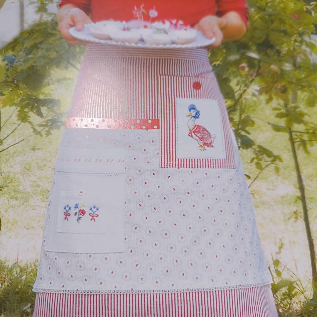 出品は3/17まで　クロスステッチ　ピーターラビット　図案集
