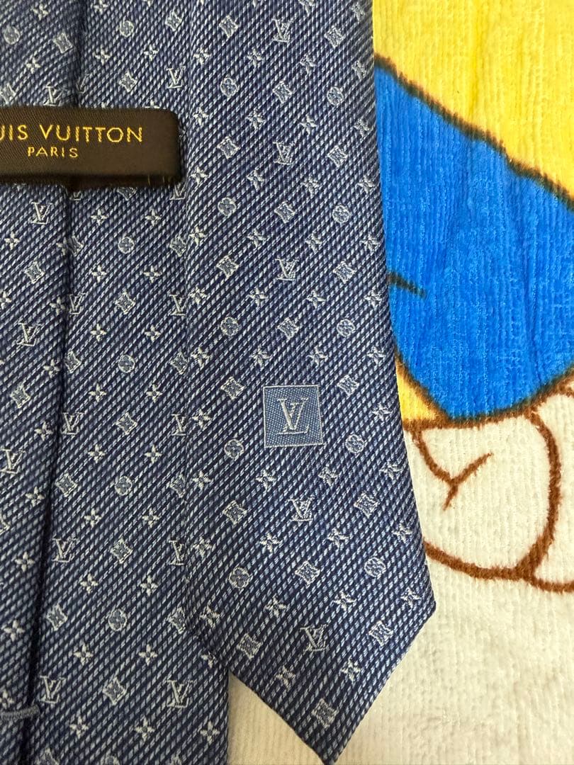 LOUIS VUITTON ダークブルー ネクタイ