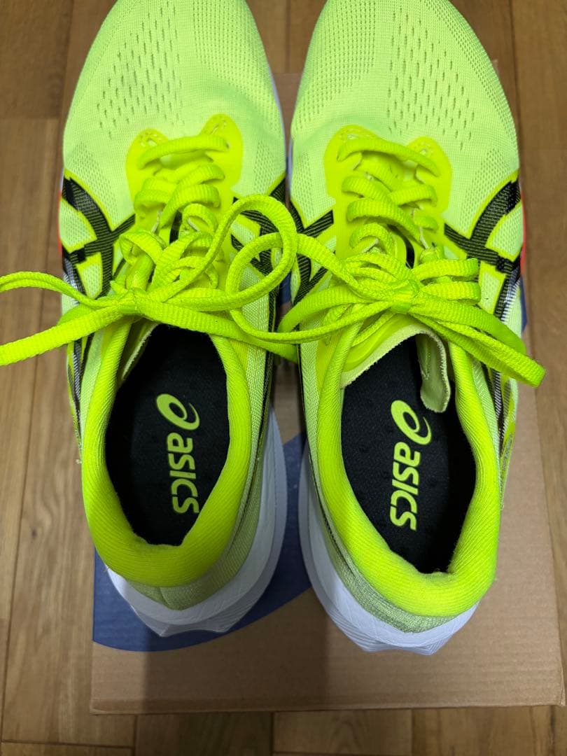 asics マジックスピード4 27.5cm カーボン搭載ランニングシューズ