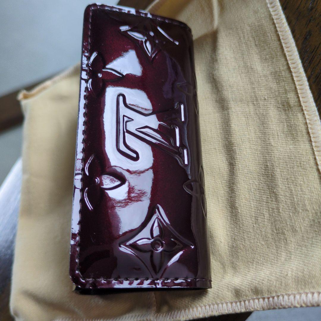 コキン 未使用　LOUIS VUITTON ミュルティクレ４ アマラント