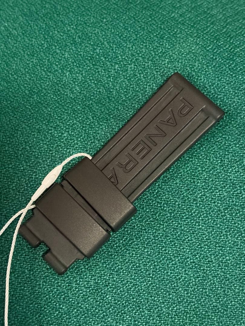 パネライ　純正ラバーベルト　22-20ミリ　未使用品