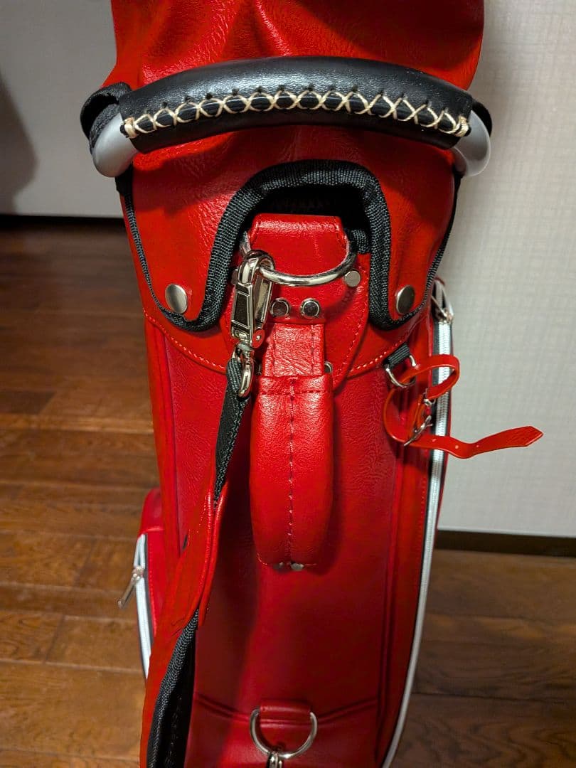【極美品/お洒落】ゴルフバッグ スタンド式　キャディーバッグ　AXEL レザー