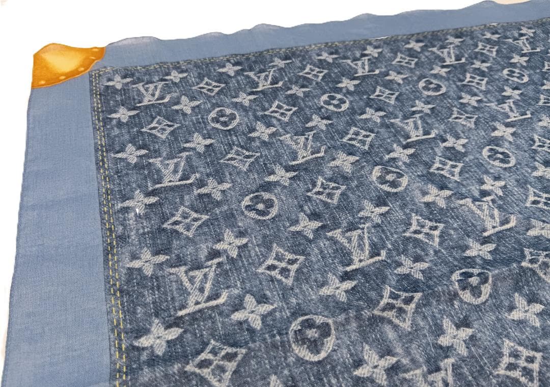 LOUIS VUITTON ルイヴィトン カレ・モノグラム デニム ブルー系