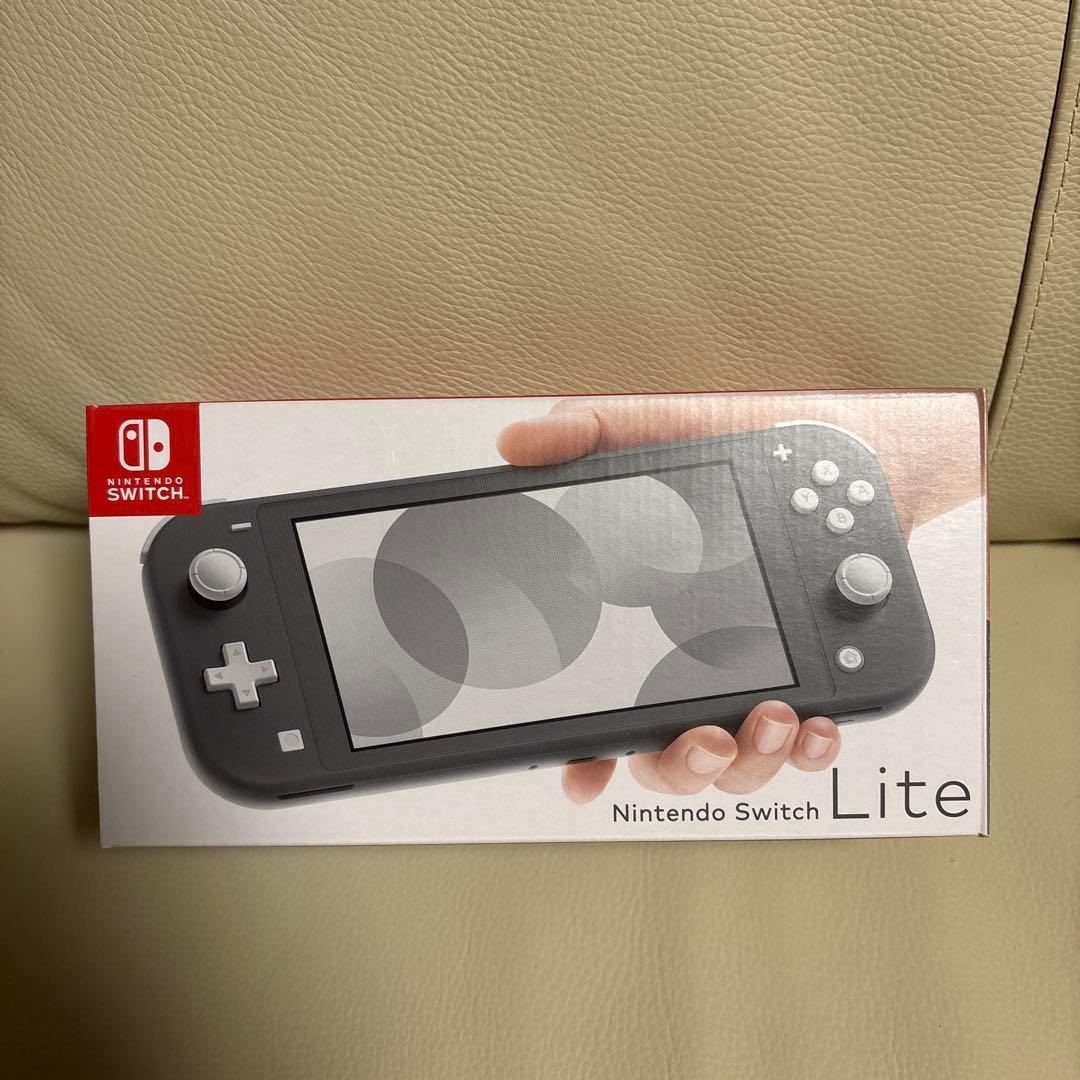 【極美品】ニンテンドー　SwitchLite