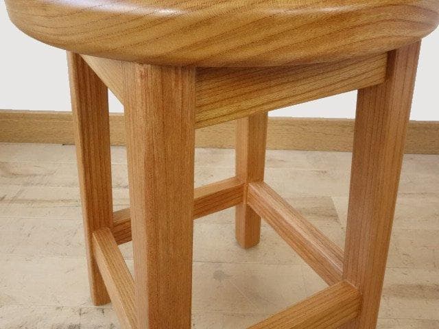 北海道手作り家具　ケヤキ（欅）材　スツール　座面一枚板