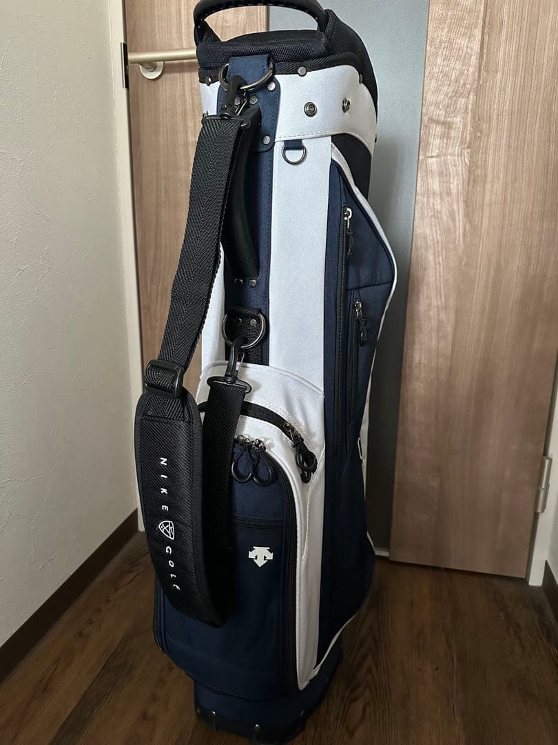 【リィホォさま専用】デサント スタンド式 軽量キャディバッグ
